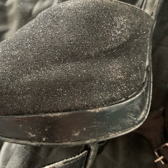 Black Steve Madden Heels - Picture 3 of 7